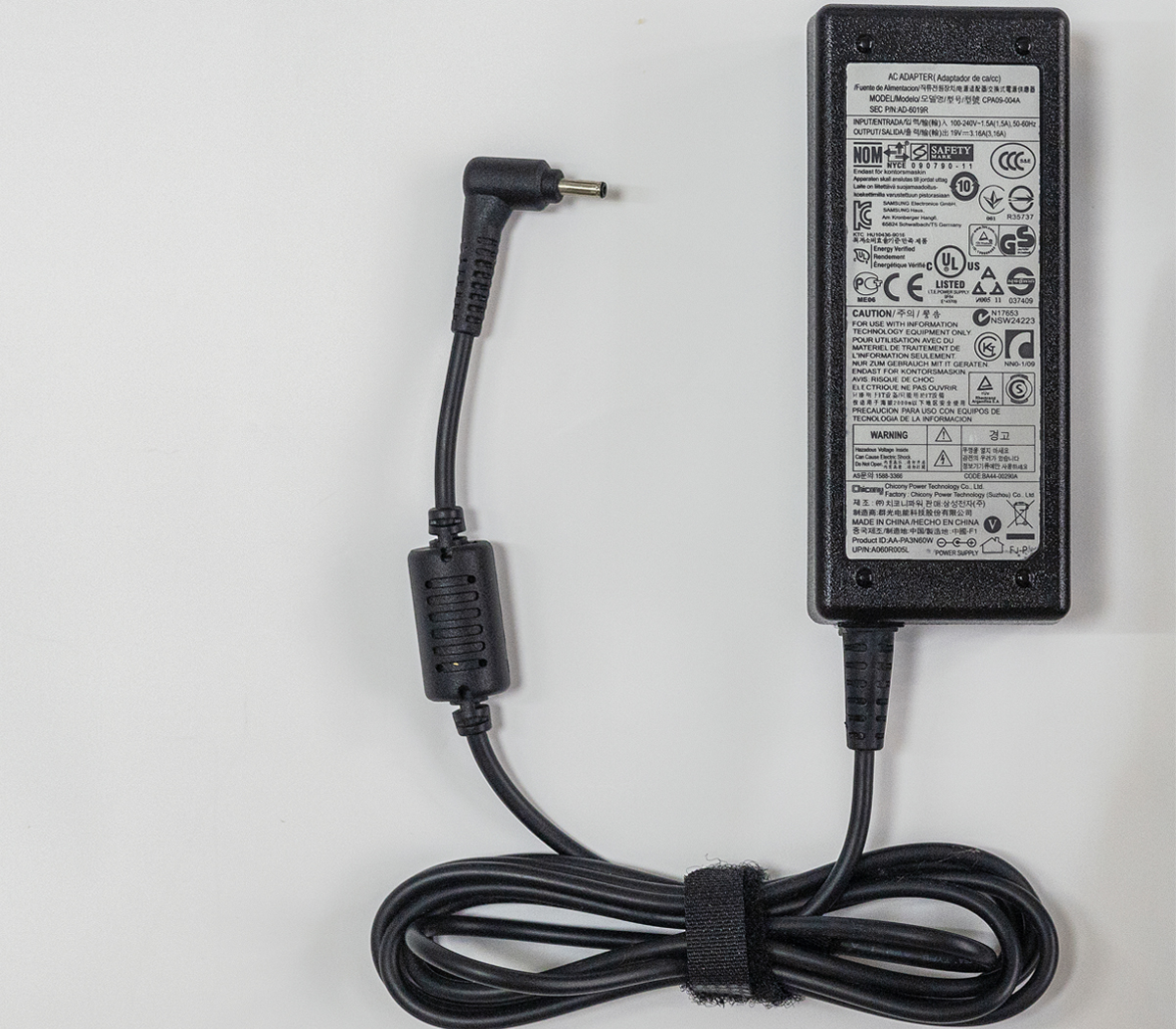 60W Uk-chargers Charger Compatible With AA-PA2N40S (image for) 60W Uk-chargers Charger Compatible With AA-PA2N40S